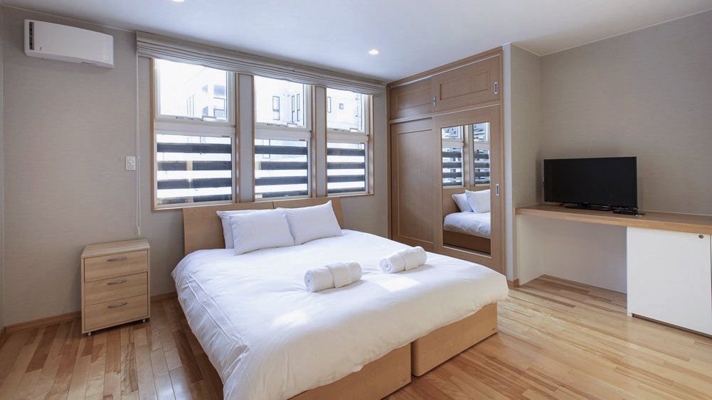 Casi67 East - Guest bedroom design